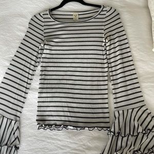 Free People Ruffle Sleeve Top -XS